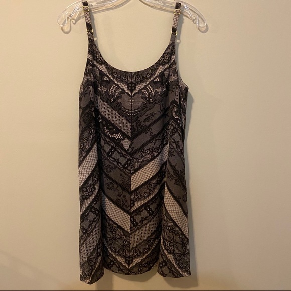 Cabi Tank Top Lace Print Monaco Tunic Style #3278 - Picture 2 of 8